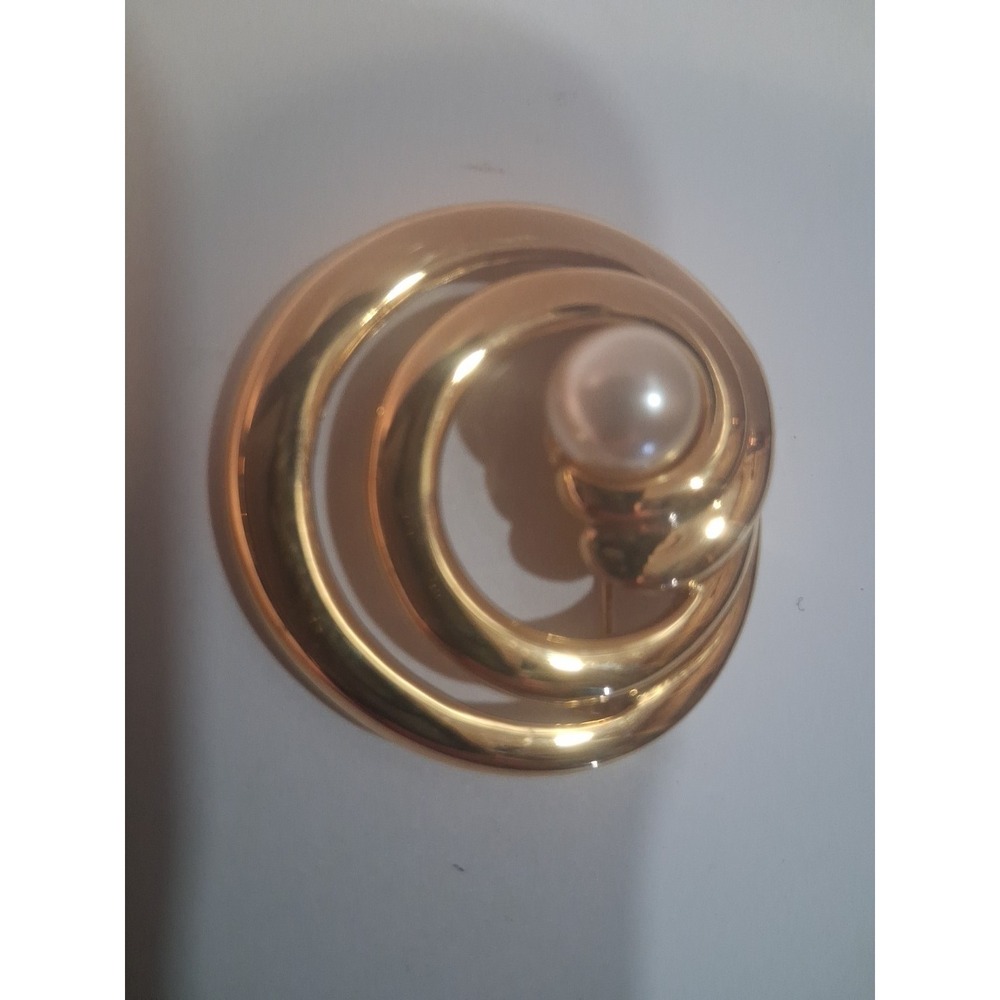 Vintage Napier Gold Tone Faux Pearl Accent Swirl Brooch Lapel Hat Scarf Coat Pin